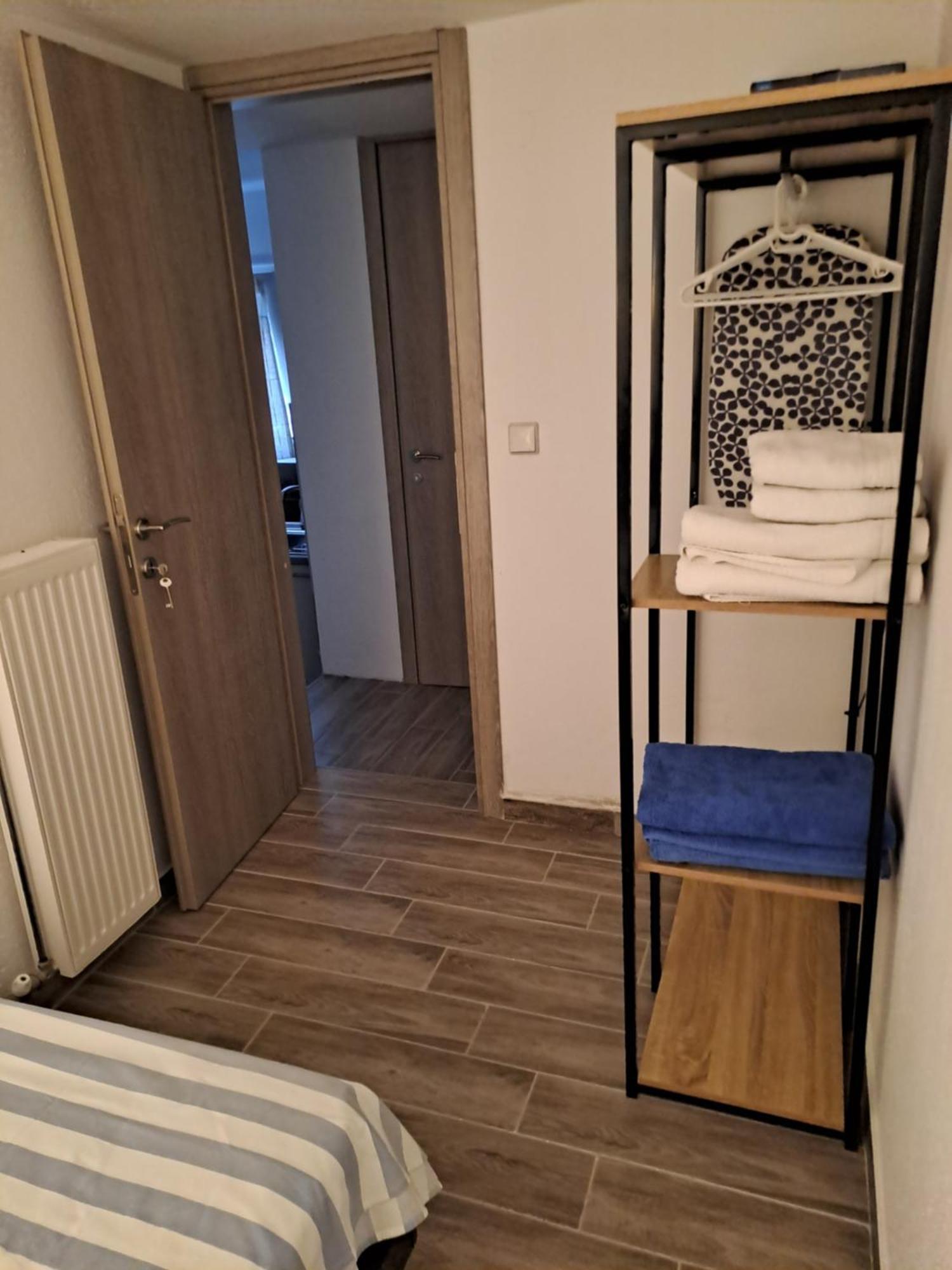 Seaview Aparthotel Néa Potídea Kültér fotó