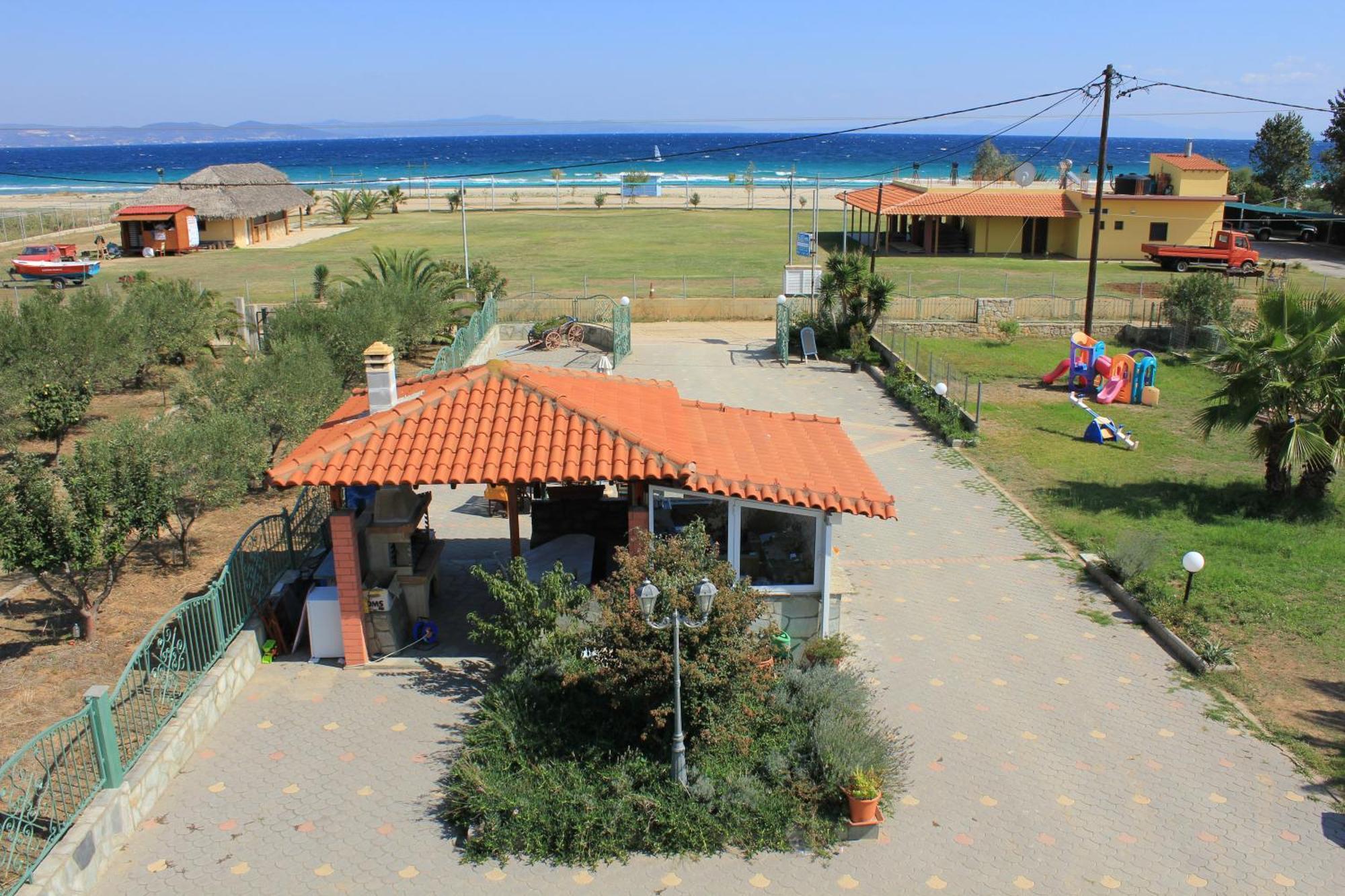 Seaview Aparthotel Néa Potídea Kültér fotó