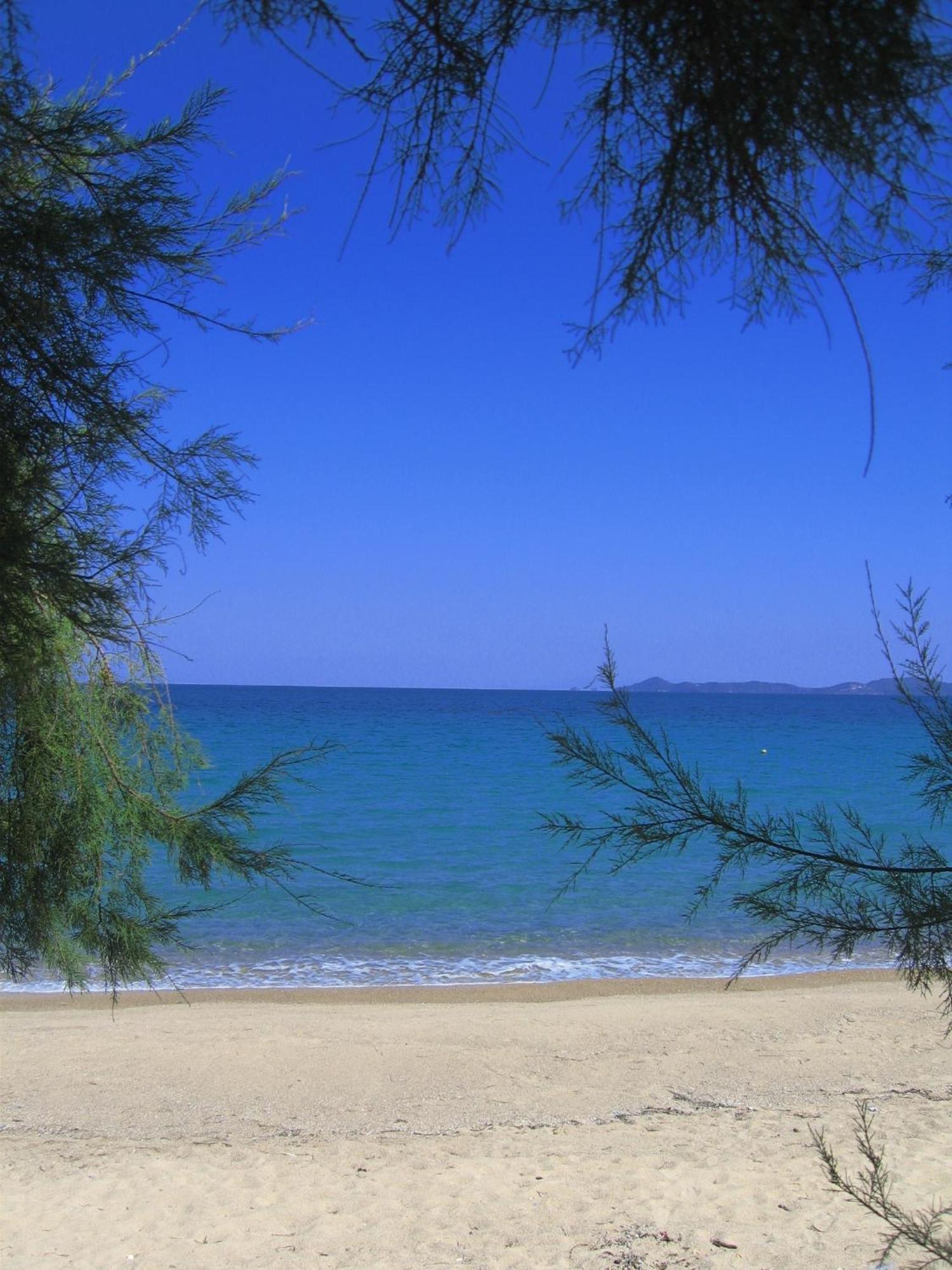 Seaview Aparthotel Néa Potídea Kültér fotó