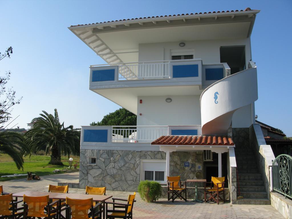 Seaview Aparthotel Néa Potídea Kültér fotó
