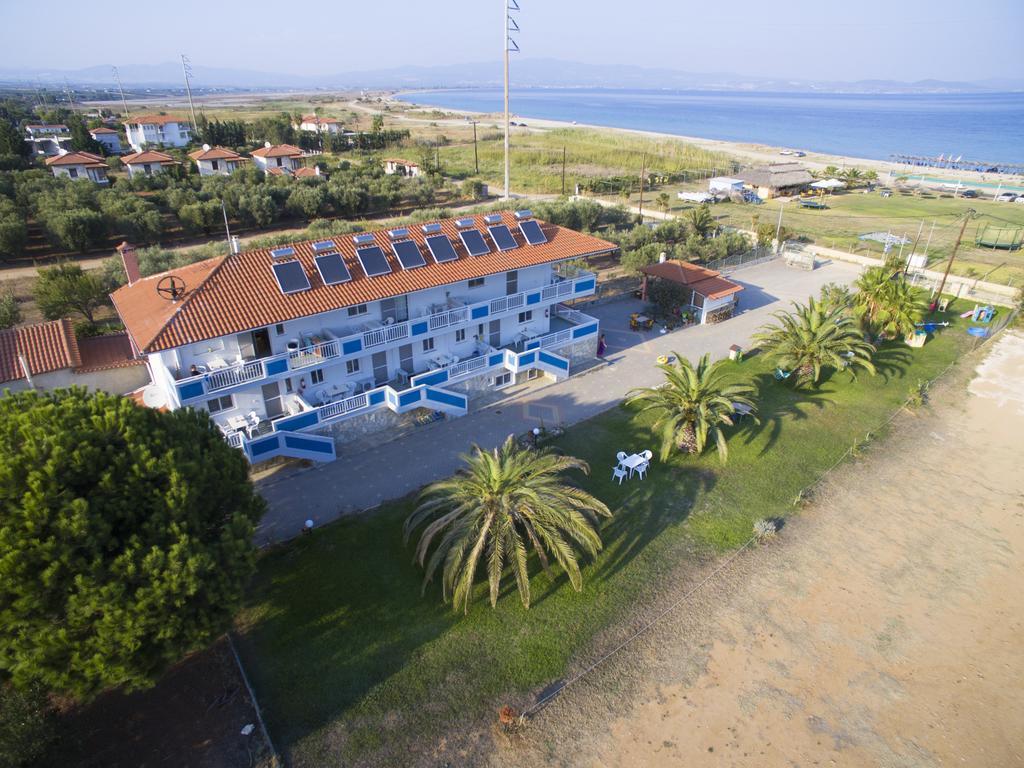 Seaview Aparthotel Néa Potídea Kültér fotó