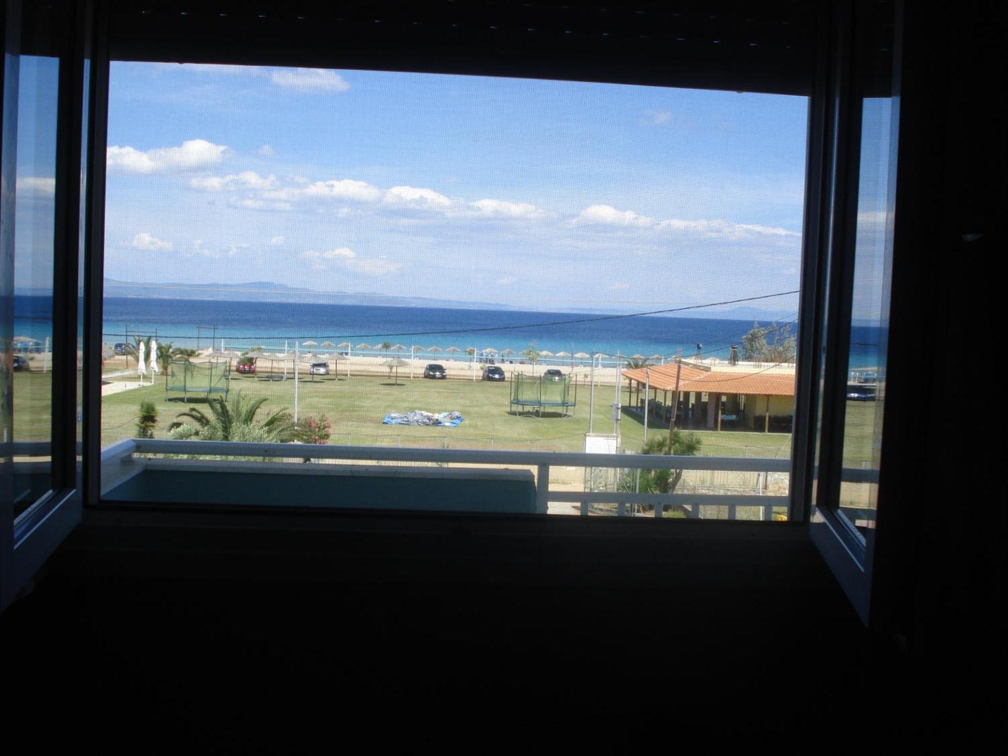 Seaview Aparthotel Néa Potídea Kültér fotó